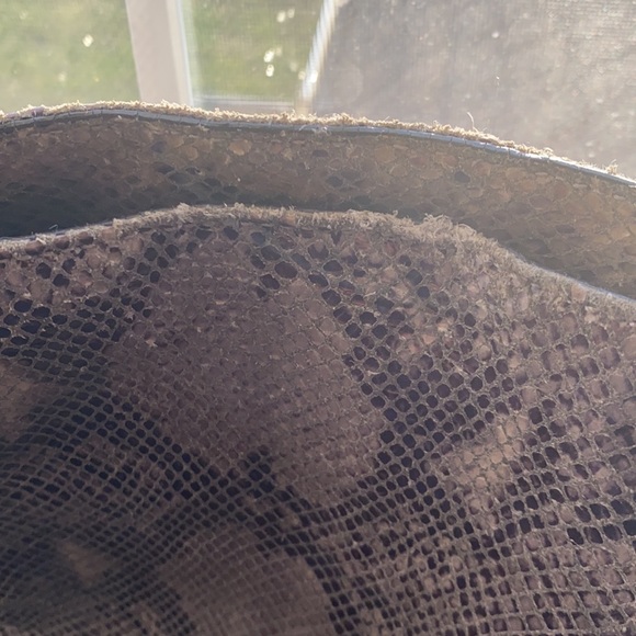 Michael KORS purse snake skin feel - Picture 9 of 12